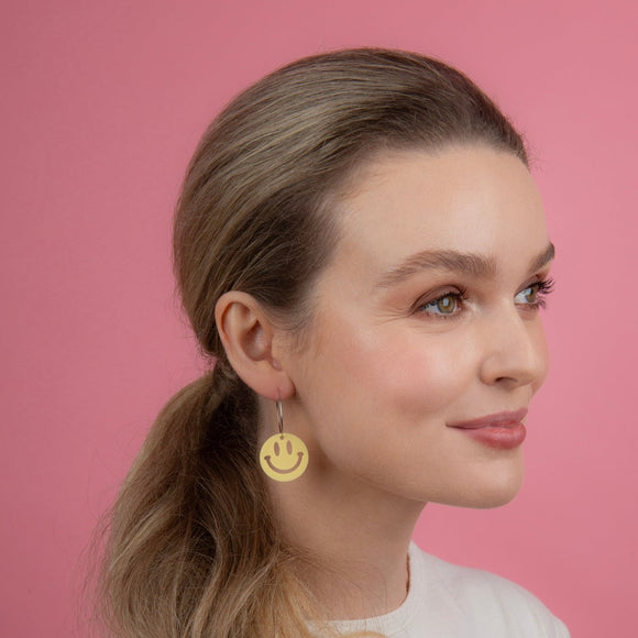 Mintcloud Earrings - Smiley Face Dangle