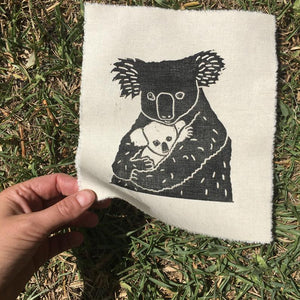 Value Laboratory Print - Koala with Baby in Arms